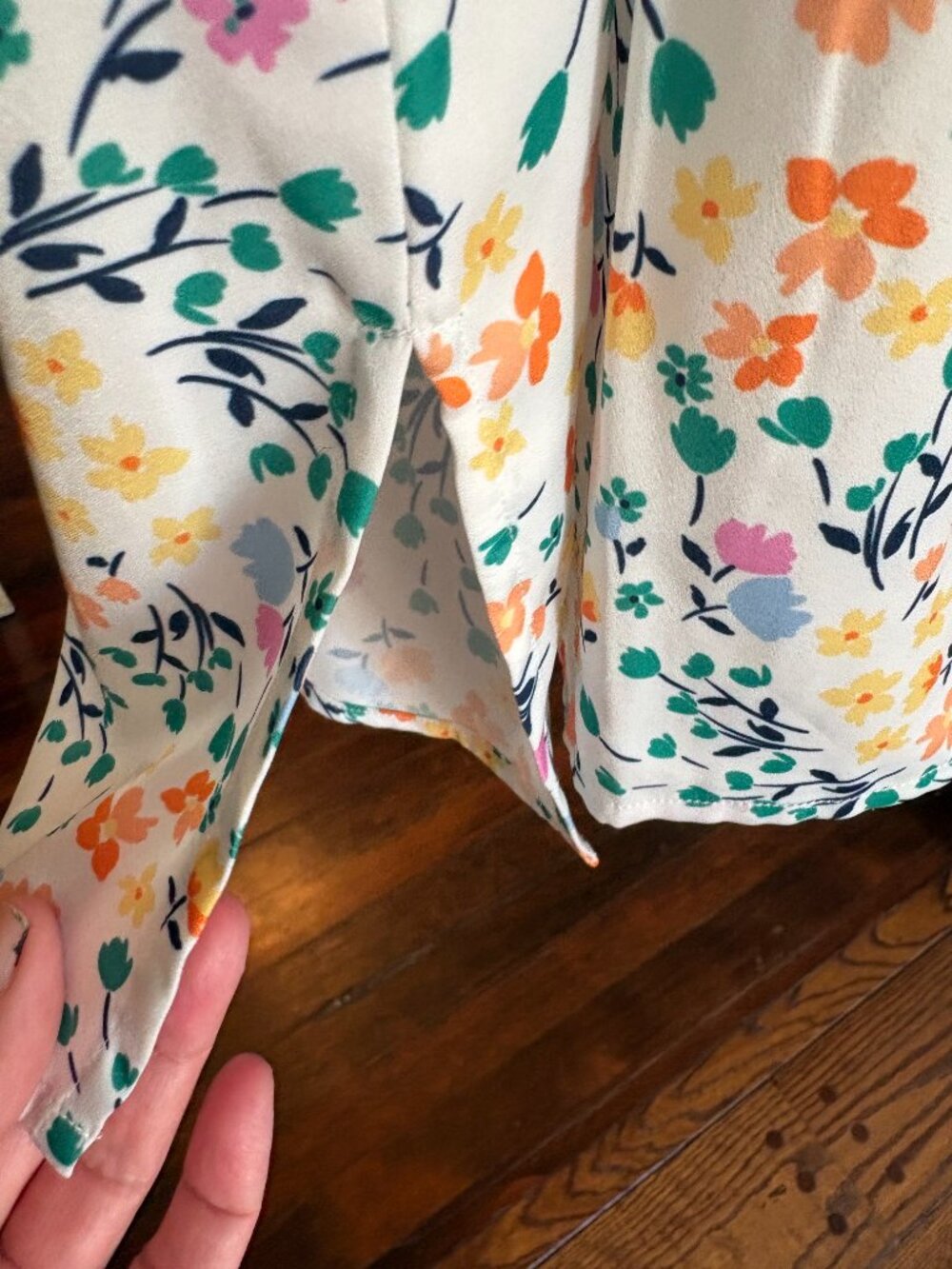 NWOT Summersalt White Floral Belted Shirt Dress. Size M - Picture 9 of 15